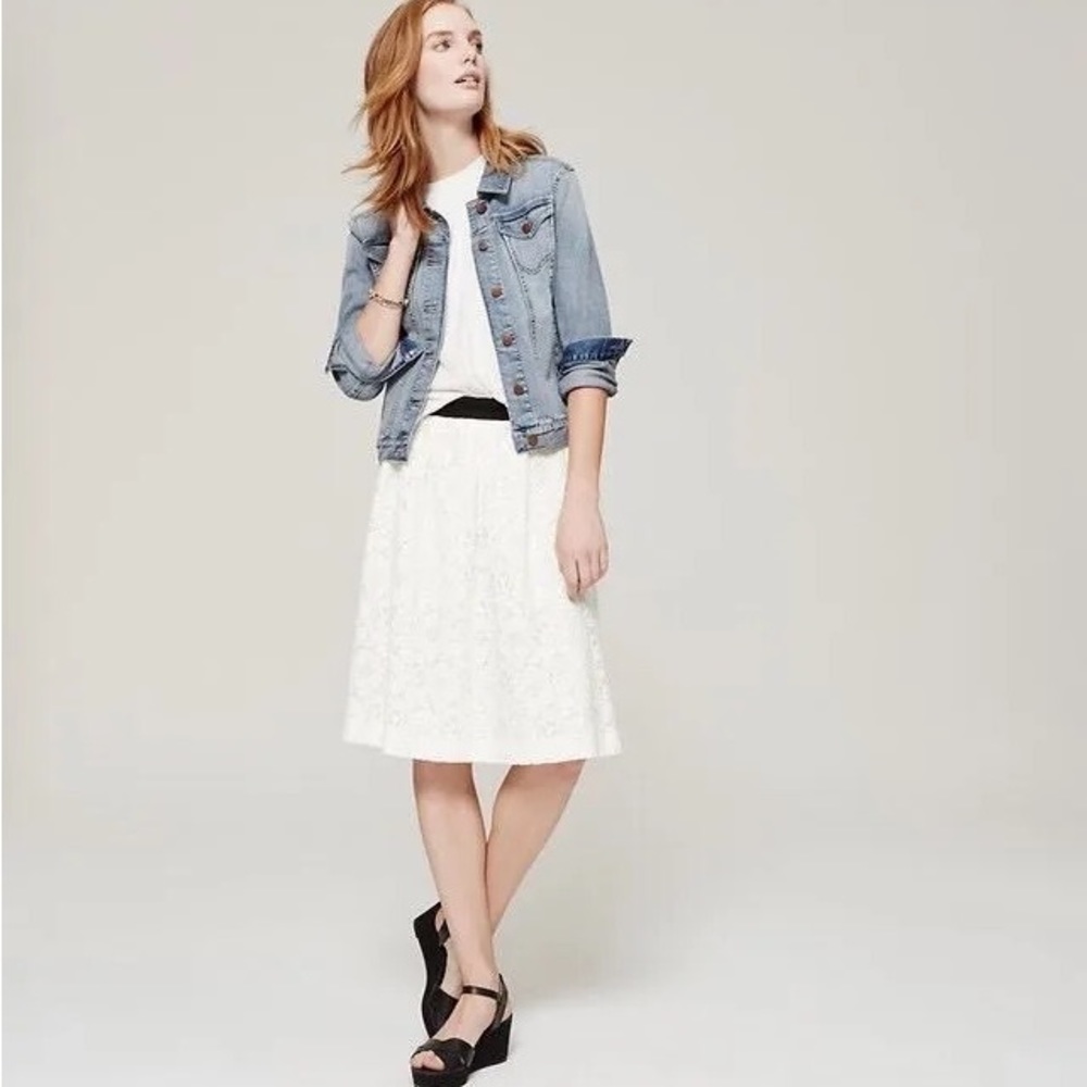 Loft white full lace skirt with grosgrain ribbon belt